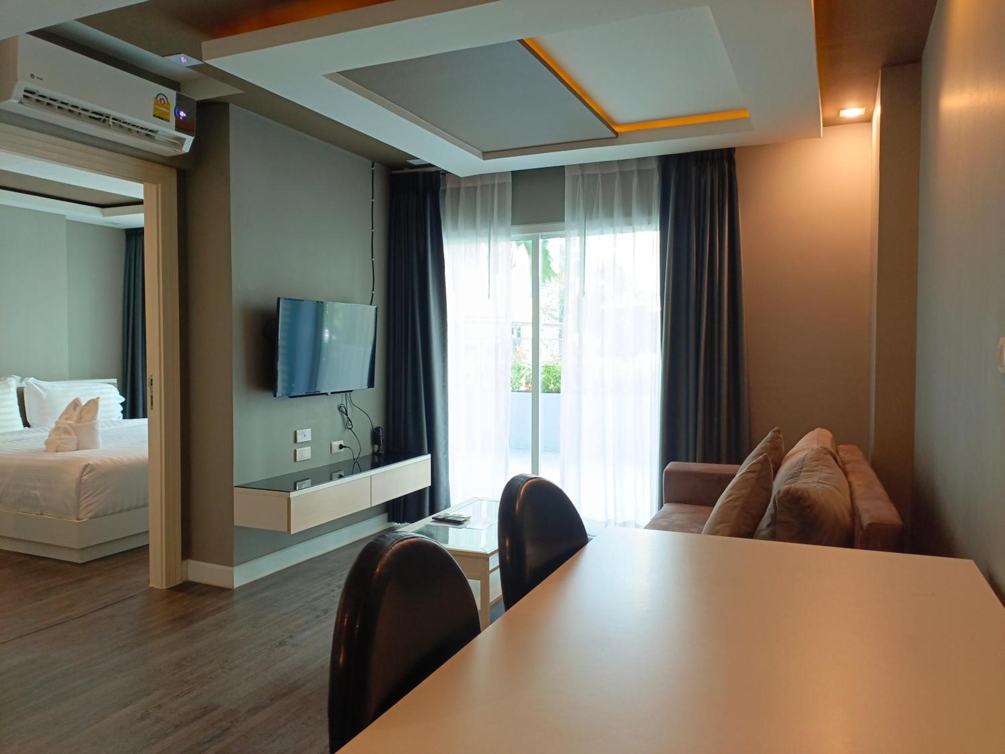Wisdom Hotel & Residence Ράγιονγκ Εξωτερικό φωτογραφία